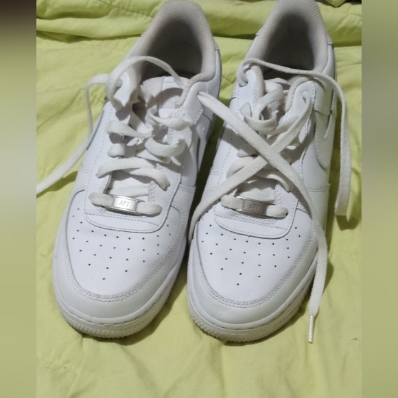 Nike Air Force 1 - Picture 4 of 4